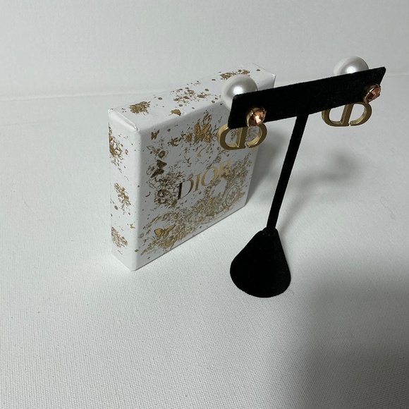 Dior Pearl and Crystal Earrings - Picture 3 of 4